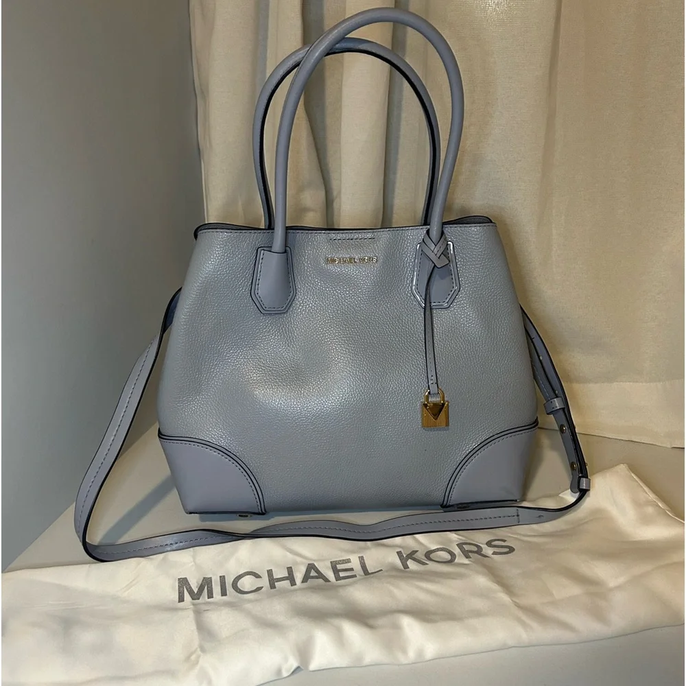 Michael Kors Purse - Picture 1 of 4